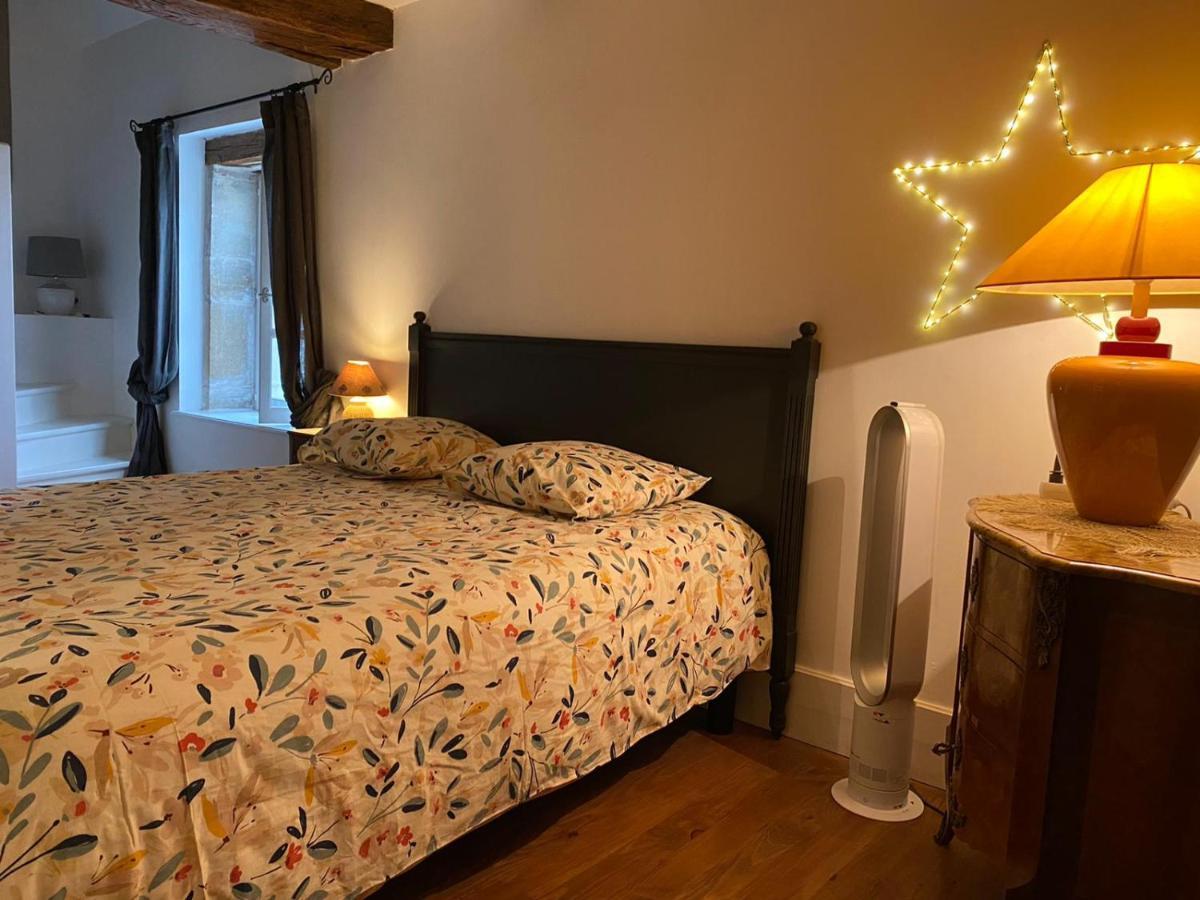 Le Pigeonnier De Saint-Loup Bed And Breakfast Екстер'єр фото