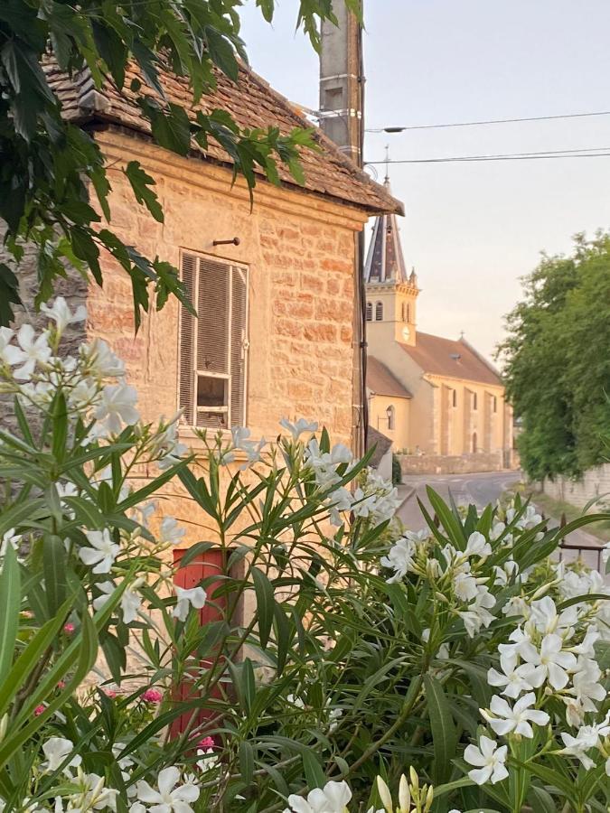 Le Pigeonnier De Saint-Loup Bed And Breakfast Екстер'єр фото
